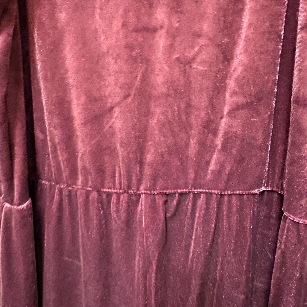 Eyeshadow Velvet Jumpsuit in Purple - Picture 7 of 8